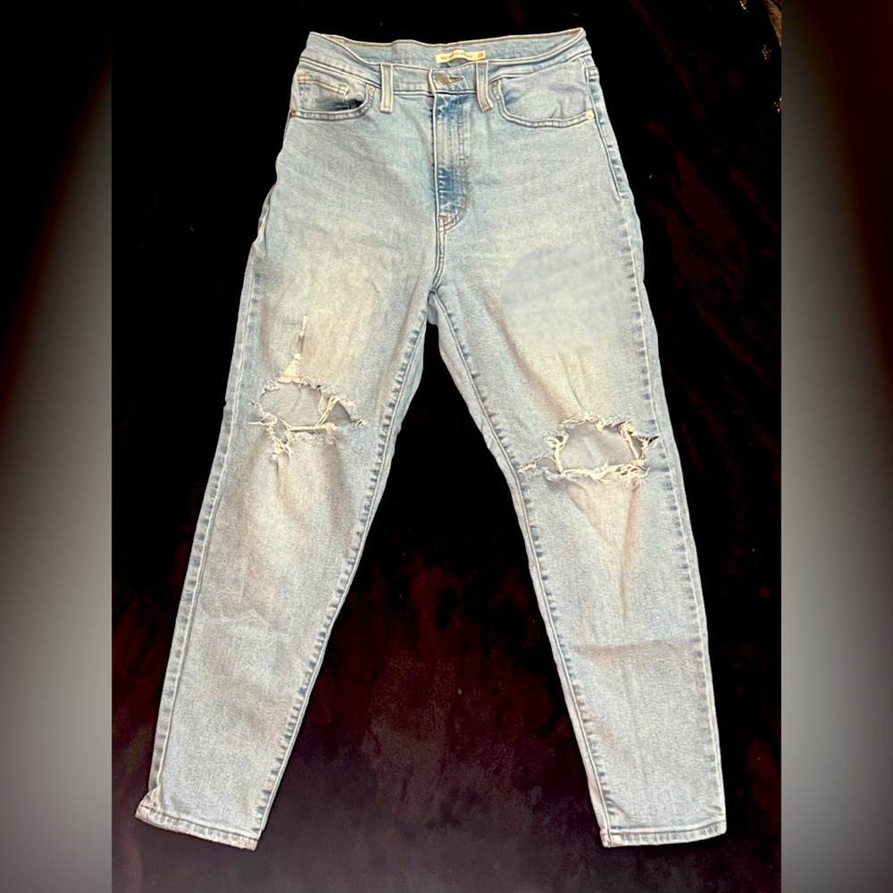 Levi’s Womens High Waisted Mom Jeans